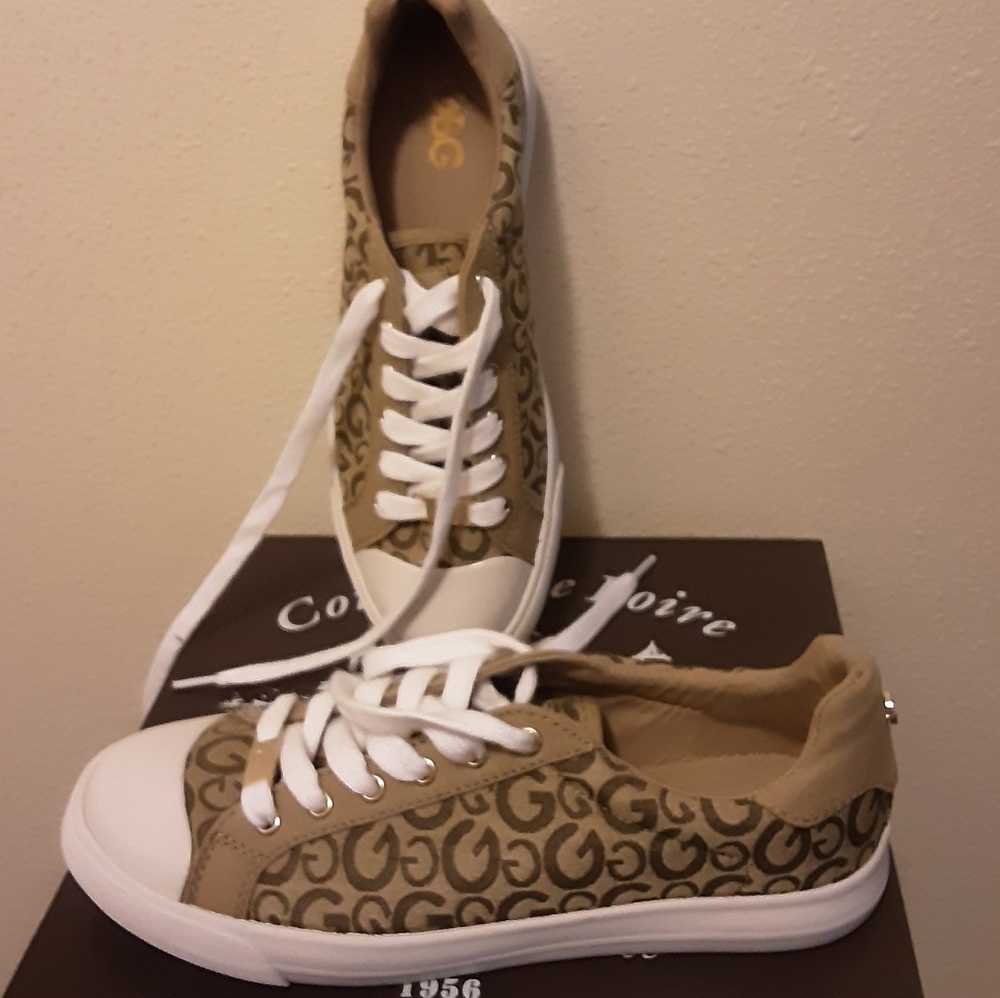 Guess Shoes Size 8 Canvas Monogram Sneakers NWOT - Picture 11 of 16